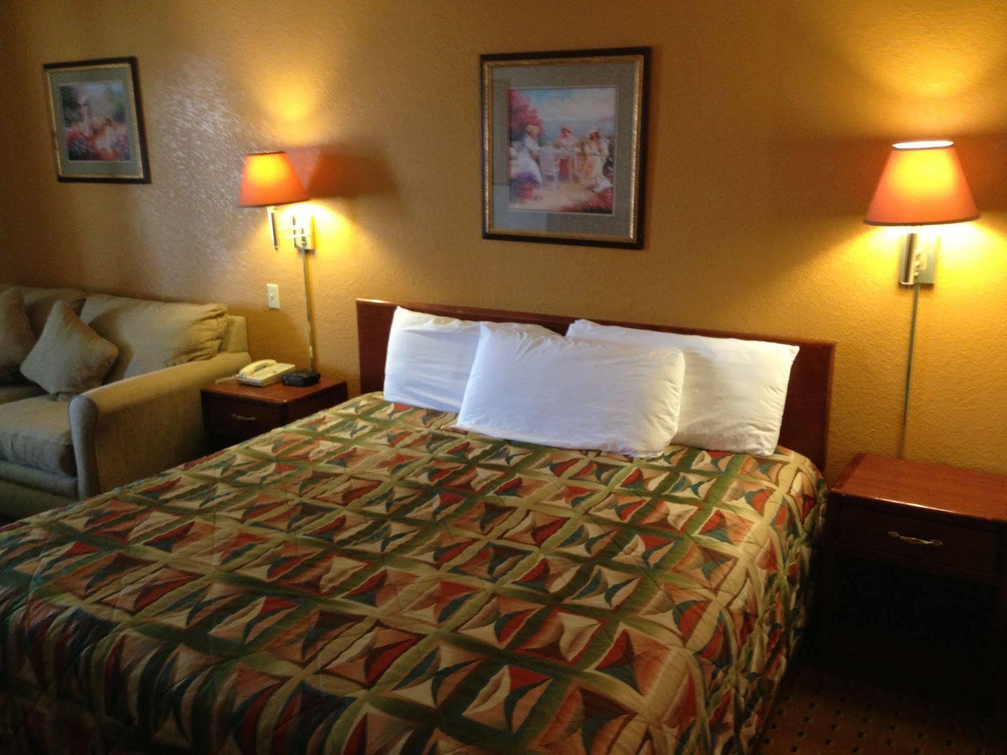 Brentwood Inn & Suites ホッブズ エクステリア 写真