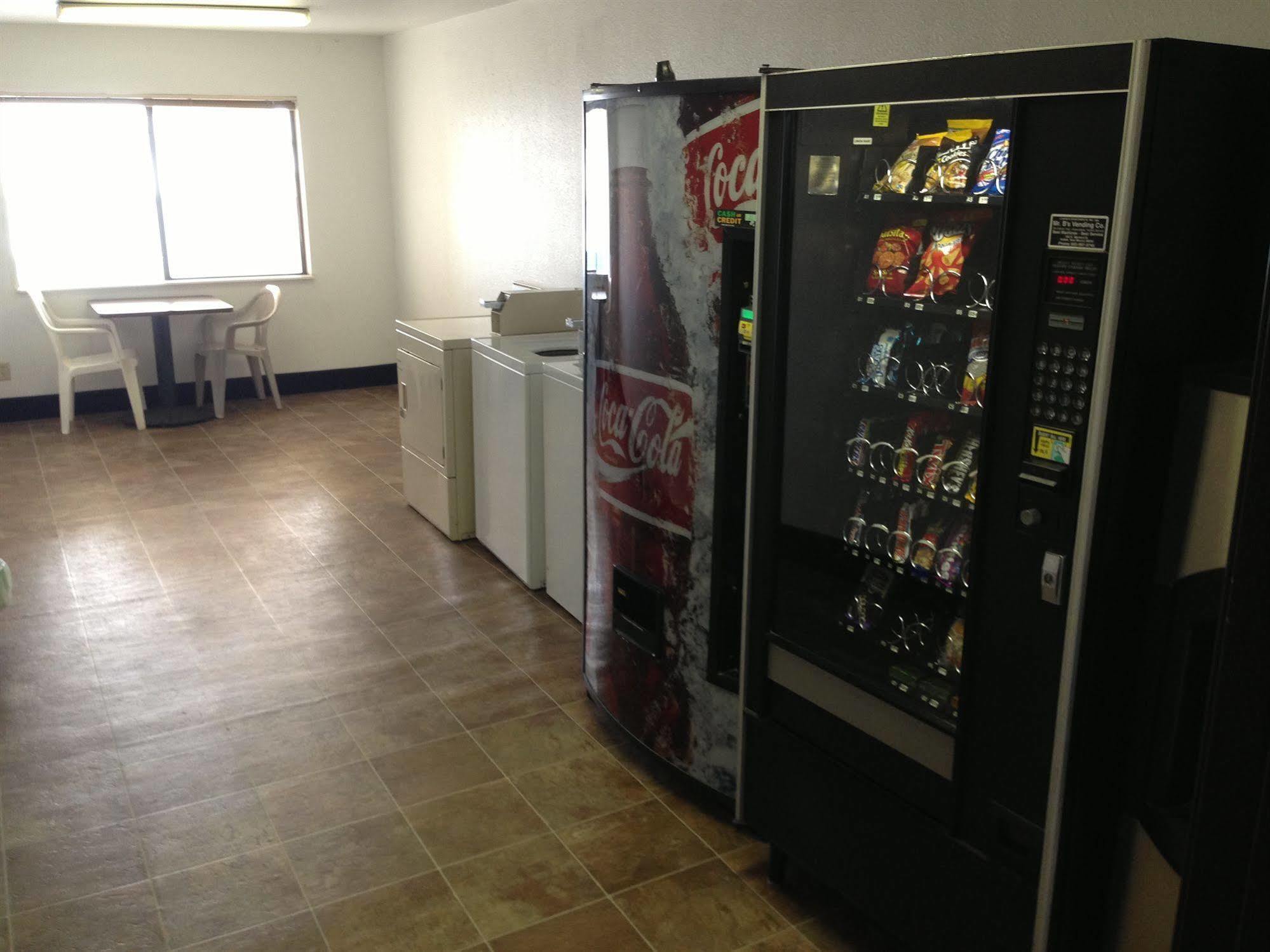 Brentwood Inn & Suites ホッブズ エクステリア 写真