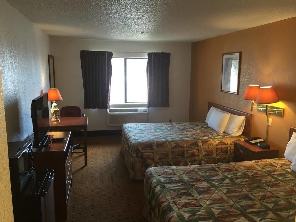 Brentwood Inn & Suites ホッブズ エクステリア 写真