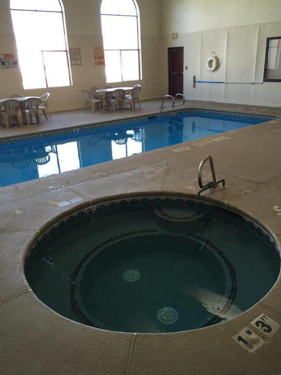 Brentwood Inn & Suites ホッブズ エクステリア 写真